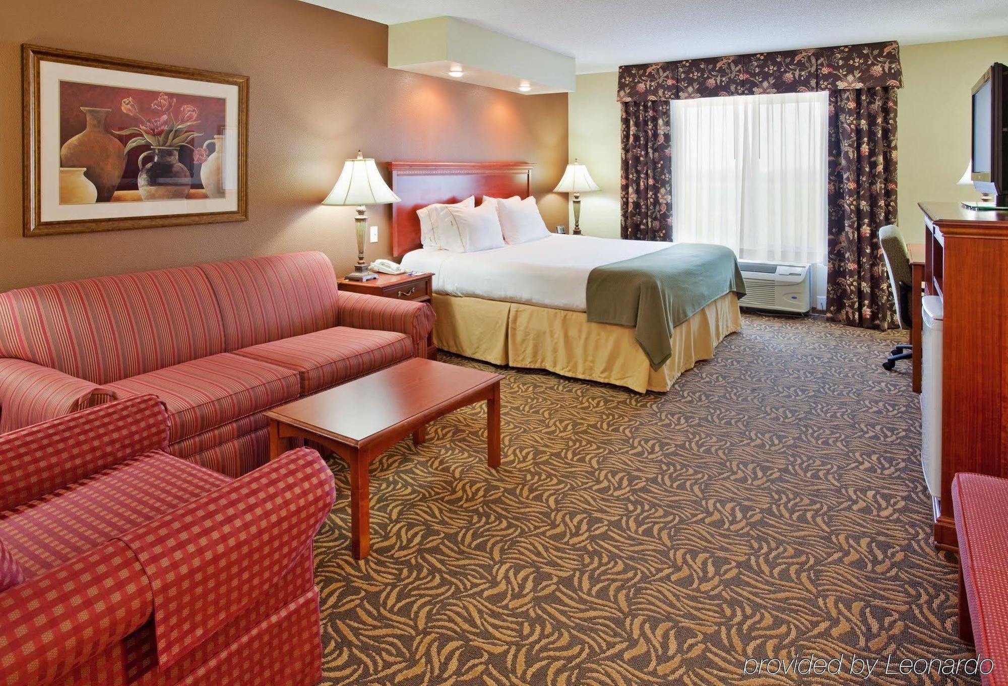 Holiday Inn Express Hotel & Suites Columbus, An Ihg Hotel Pokoj fotografie